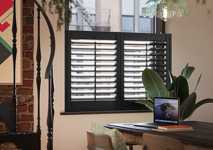 Bromley, Midnight Black - Cafe Style Plantation Shutter - Image 5